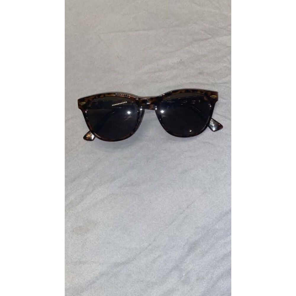 Lucky brand sunglasses